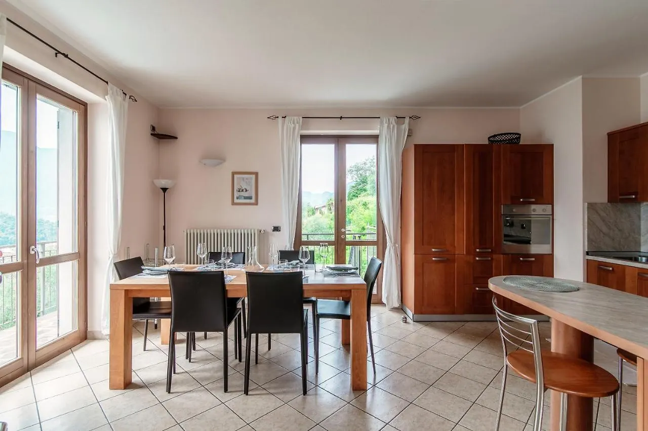 Villa Degli Angeli - By Myhomeincomo Lenno Apartment