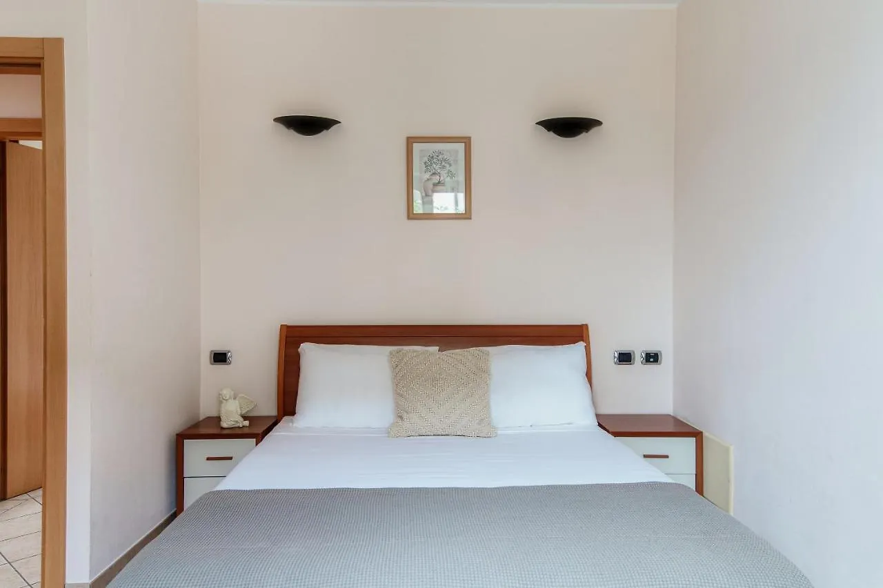 Apartment Villa Degli Angeli - By Myhomeincomo Lenno